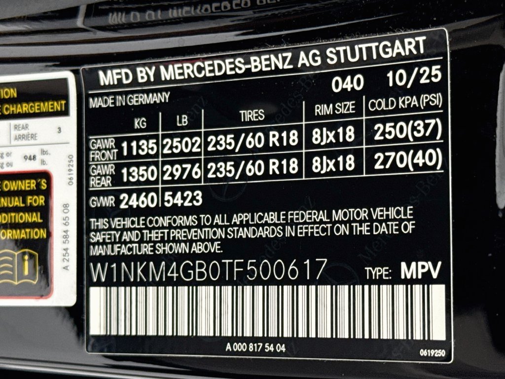 Used 2026 Black Mercedes-Benz GLC 300 image 33