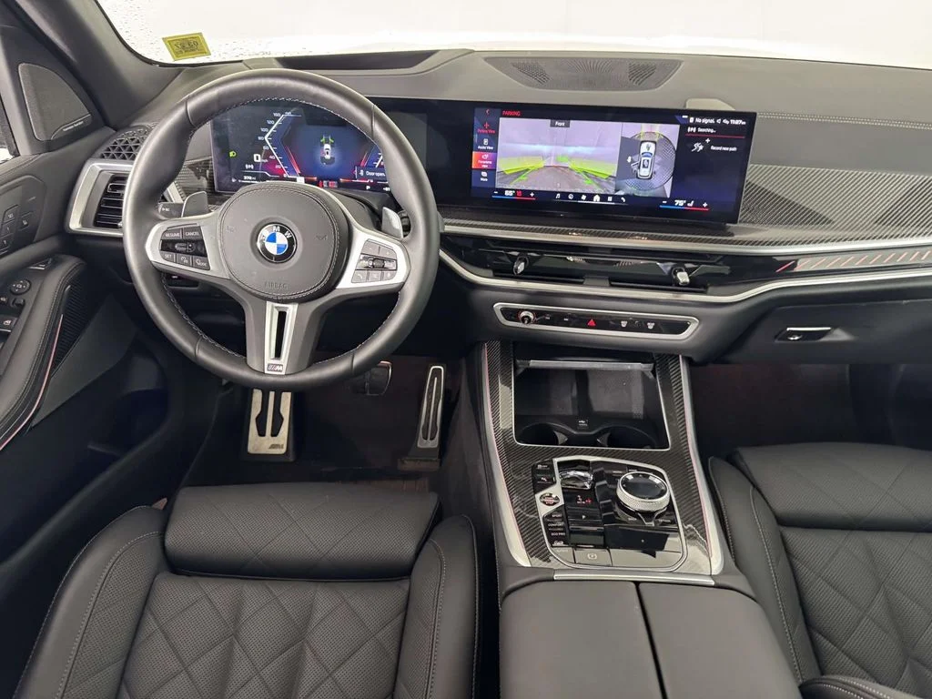 Used 2026 White BMW M60i image 5
