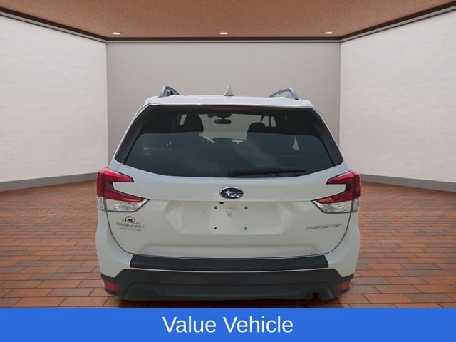 Used 2020 Crystal White Pearl Subaru Premium image 31