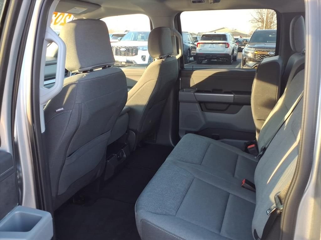 2025 FORD F-150 - Image 24