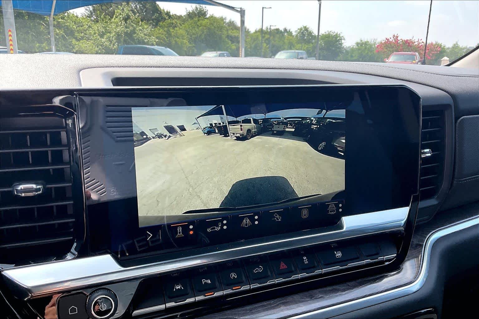 2026 Chevrolet Silverado 1500 LTZ - Photo 18