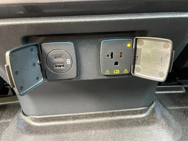 Certified Used 2023 White Ford Lariat image 63