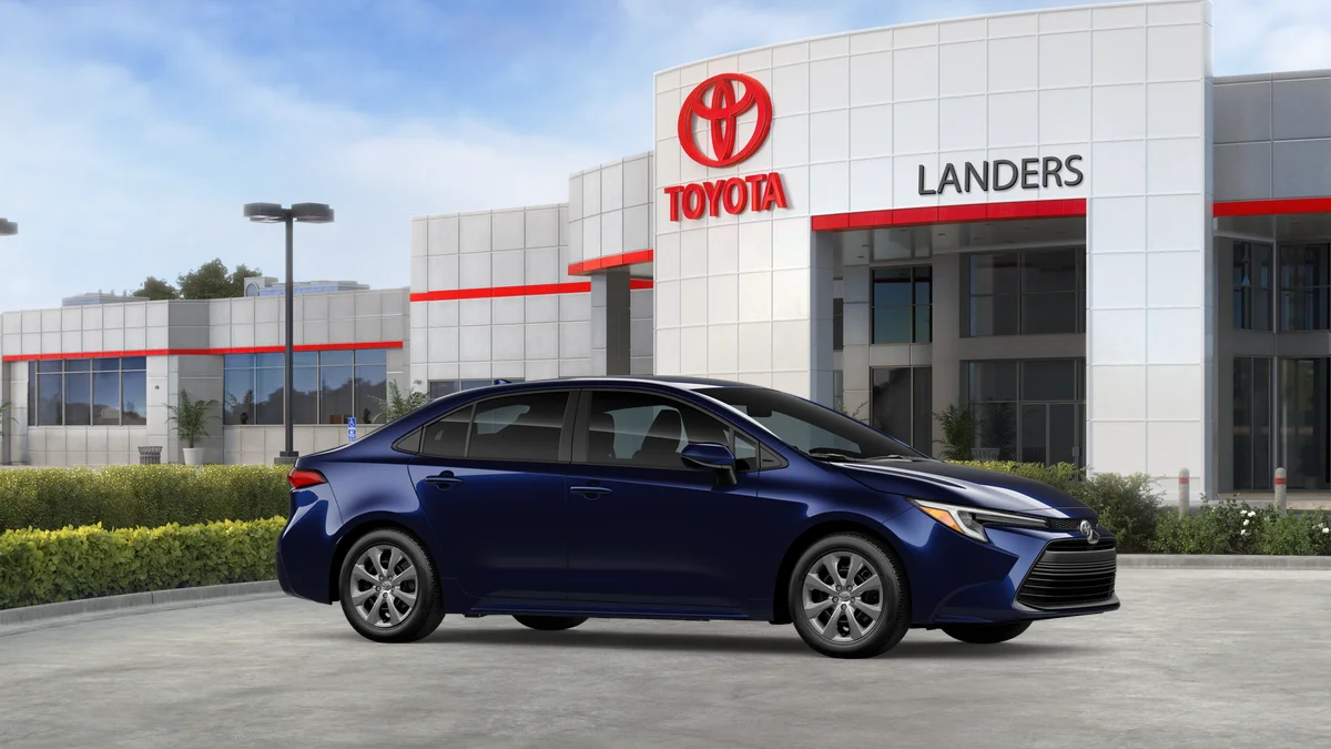 New 2026 Blueprint Toyota Hybrid LE image 13
