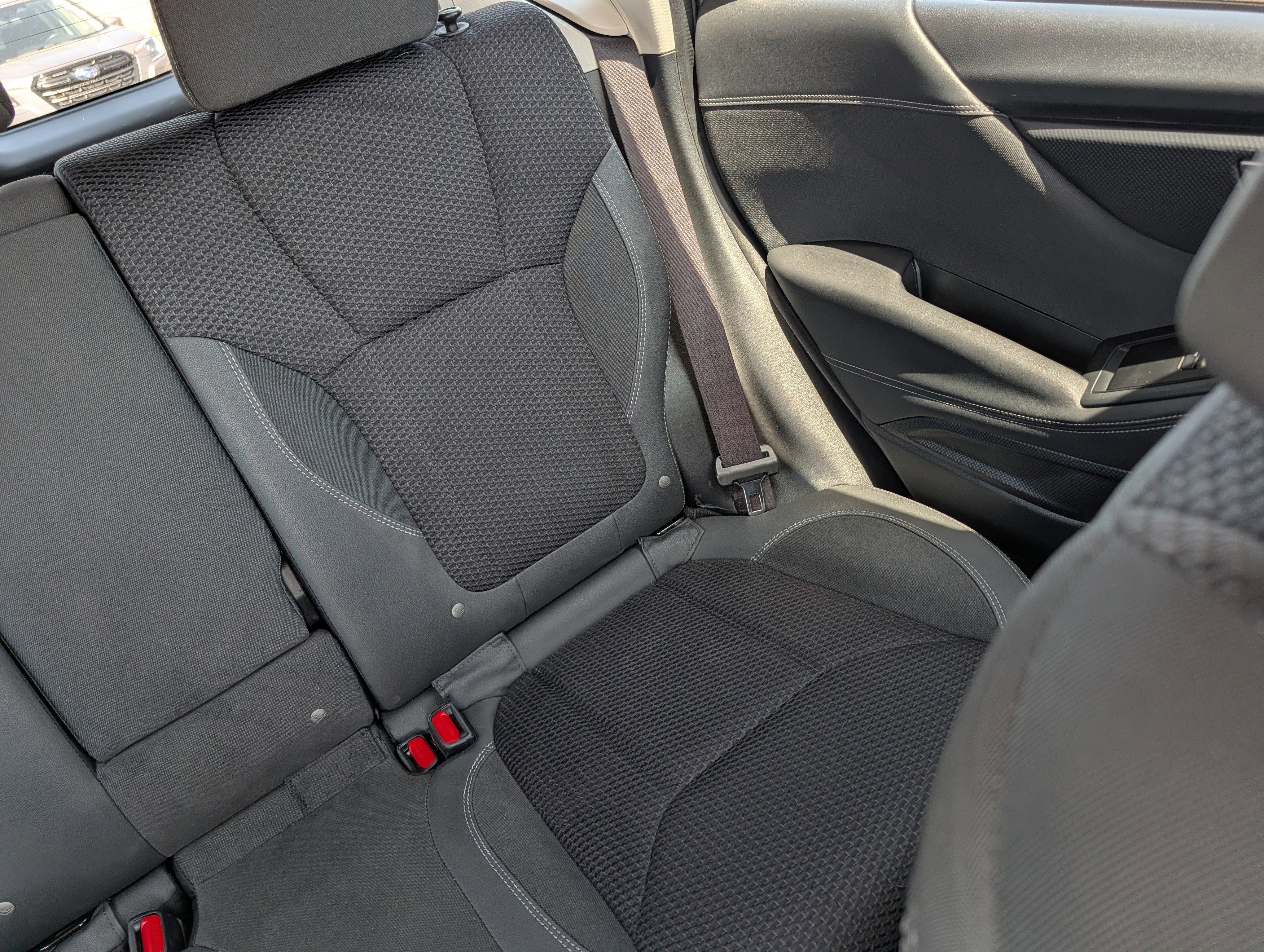 Used 2022 Crystal White Pearl Subaru Premium image 14