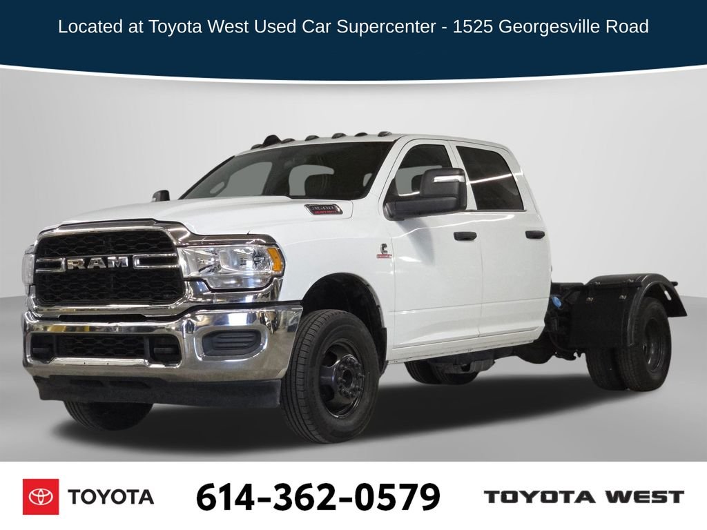 2024 RAM 3500 Tradesman 4X4 Crew Cab's photo