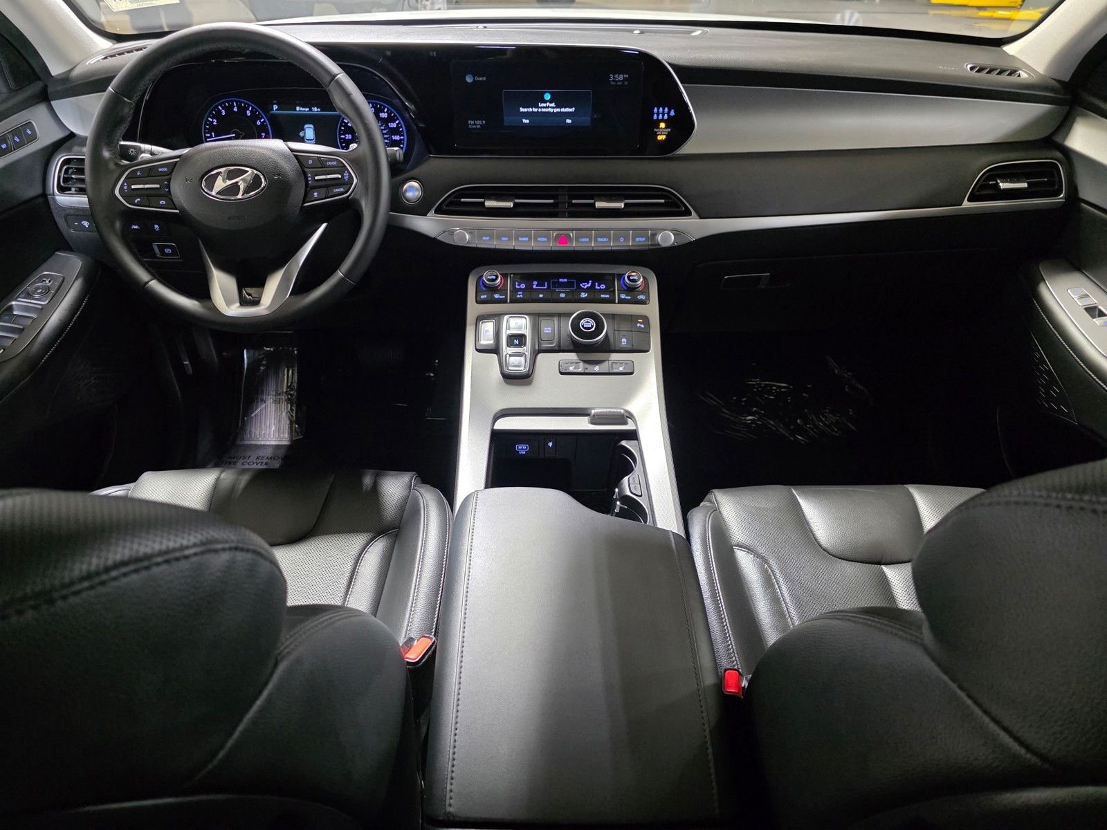 Used 2022 Hyper White Hyundai SEL image 19