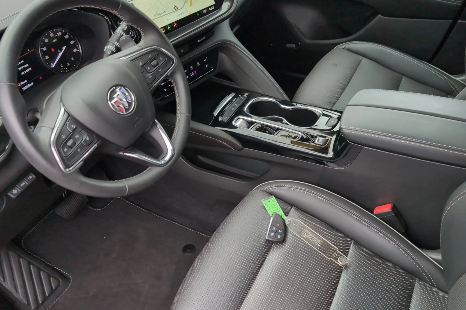 Used 2022 EBONY TWILIGHT METALLIC Buick Essence image 11