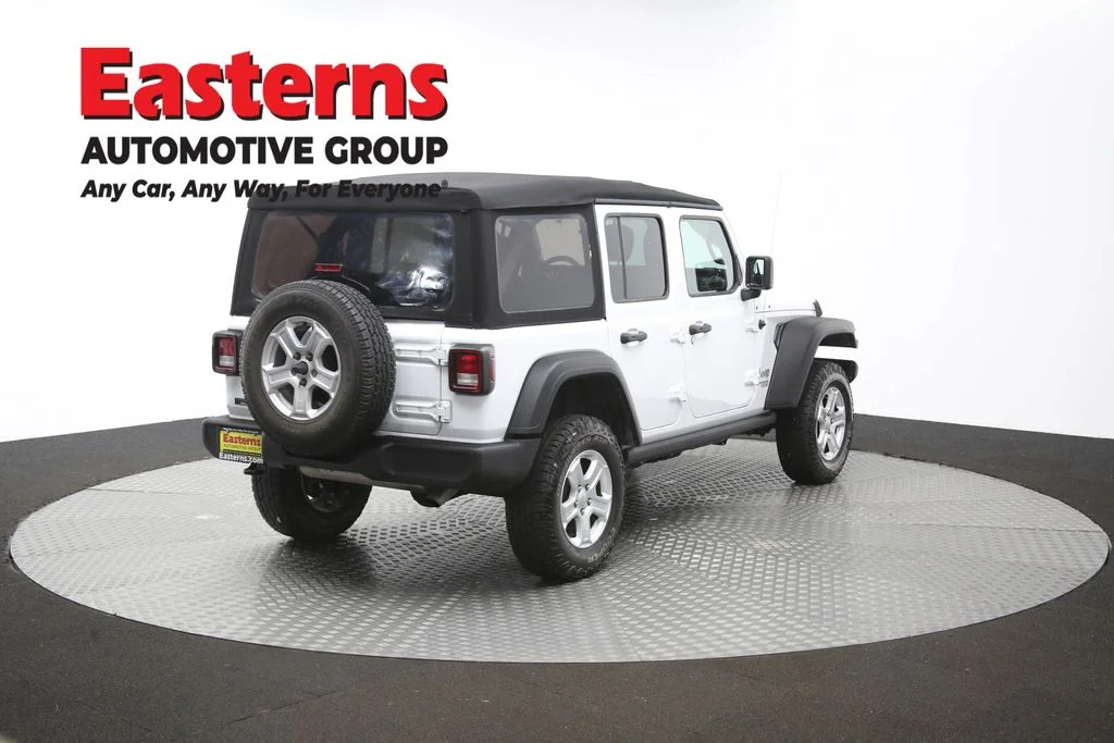 Used 2018 White Jeep Unlimited Sport S image 39