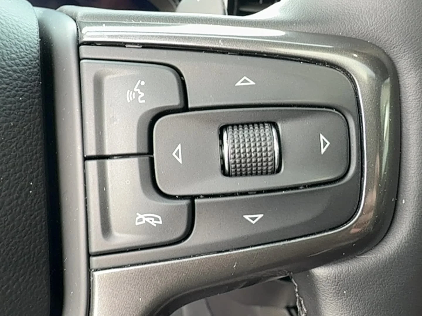 Used 2024 Red Hot Chevrolet ZR2 image 20