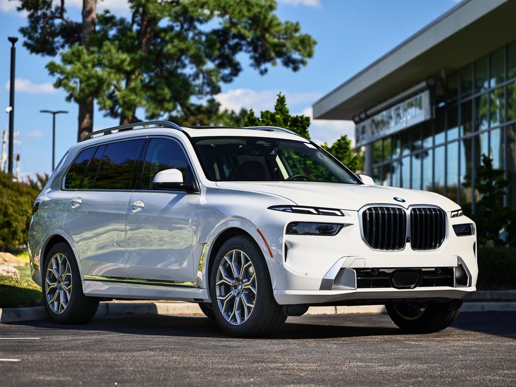 New 2027 Mineral White Metallic BMW xDrive40i image 1