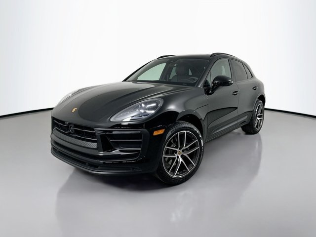 Pre-Owned 2026 Porsche Macan Base With Navigation &amp; AWD