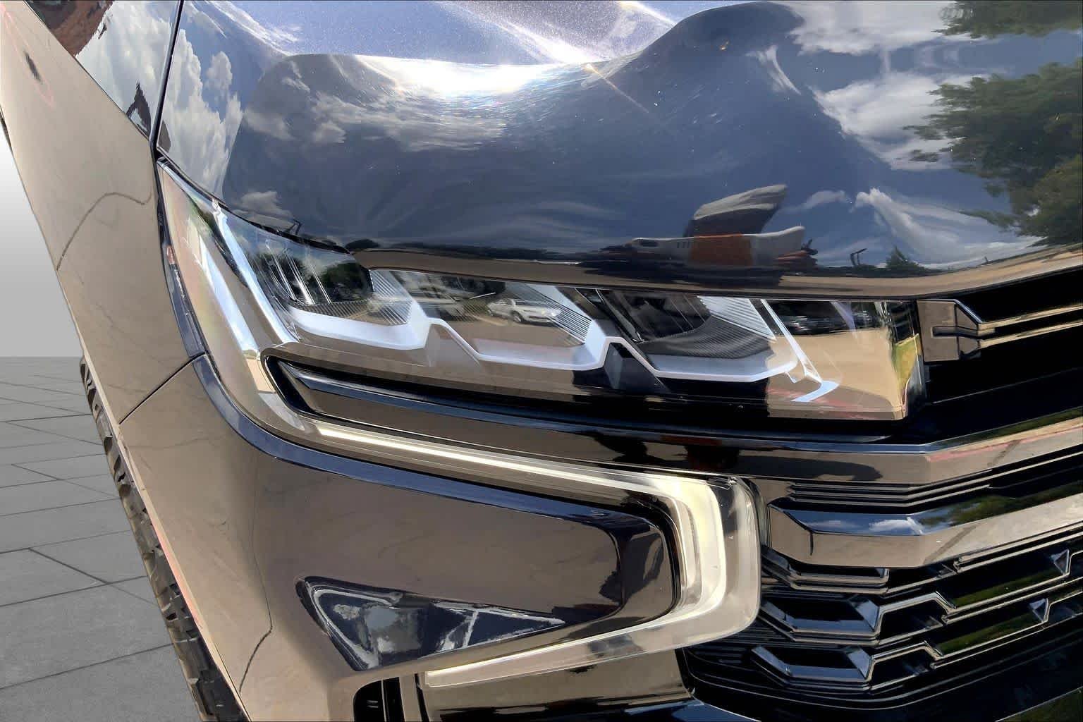Used 2023 Dark Ash Metallic Chevrolet Z71 image 28