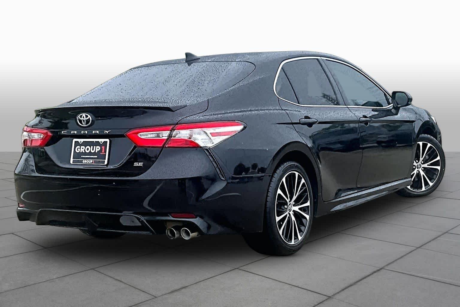 Used 2020 Midnight Black Metallic Toyota SE image 12