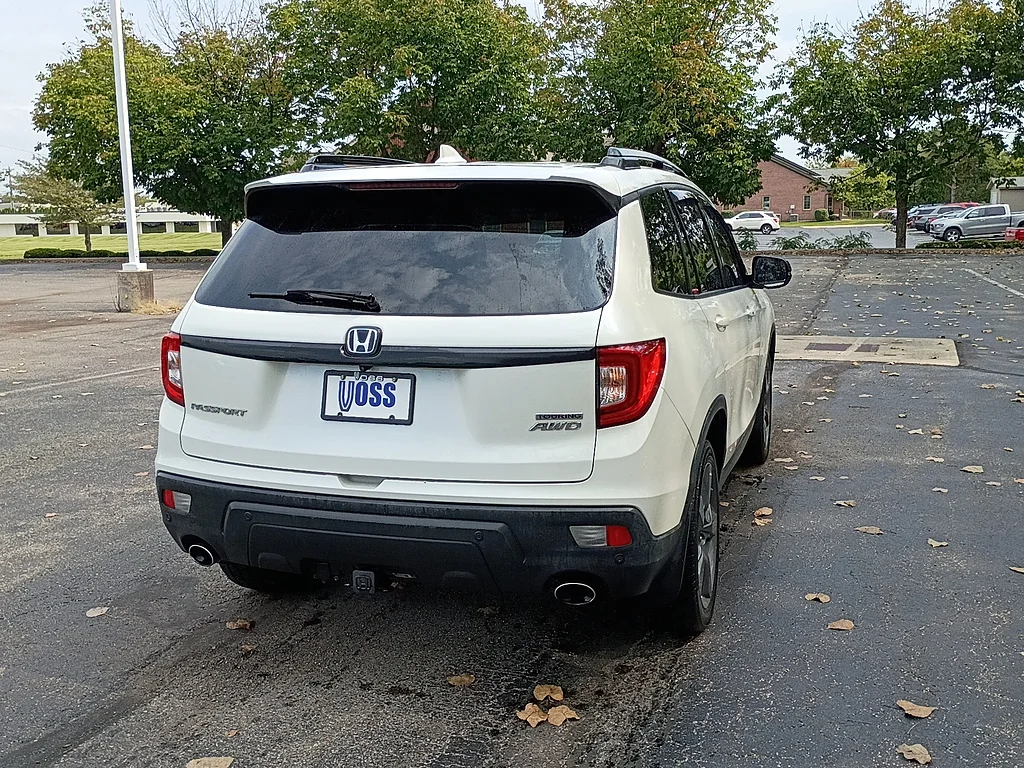 Used 2019 WHITE Honda Touring image 3