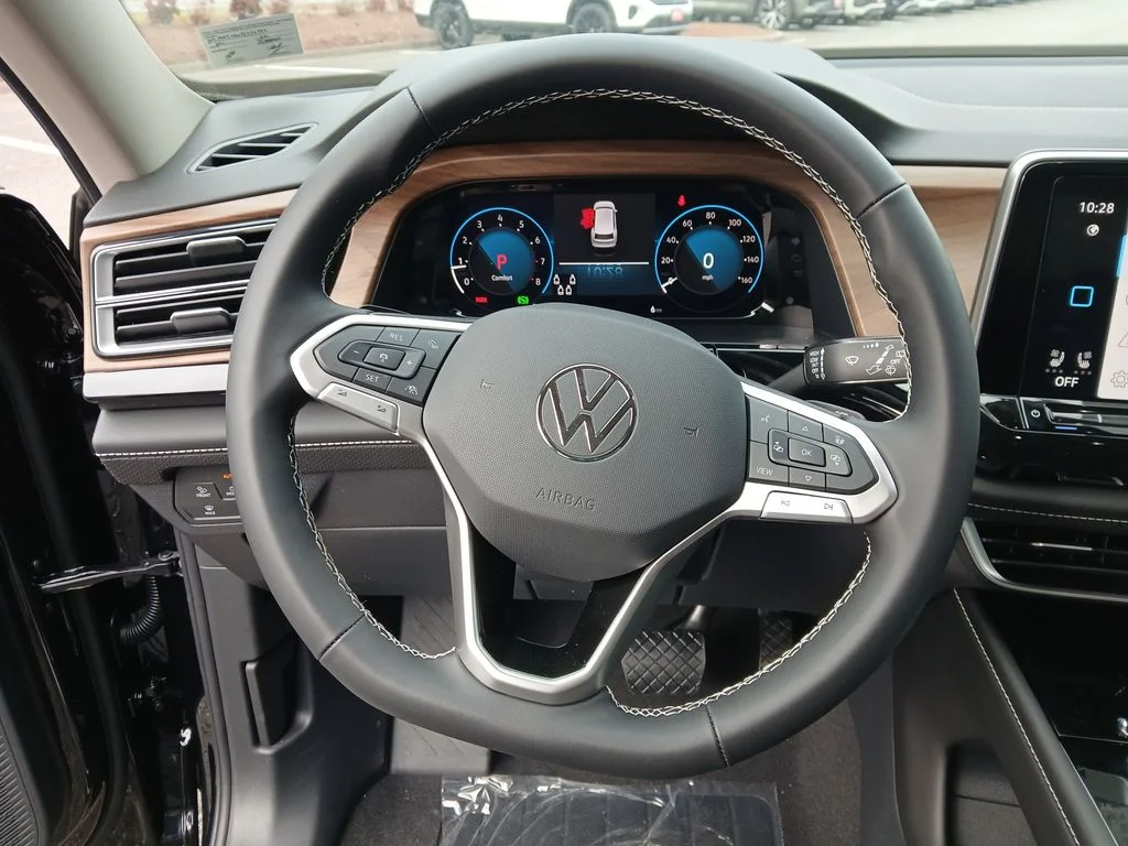 New 2026 Black Volkswagen 2.0T SE w/Technology image 14