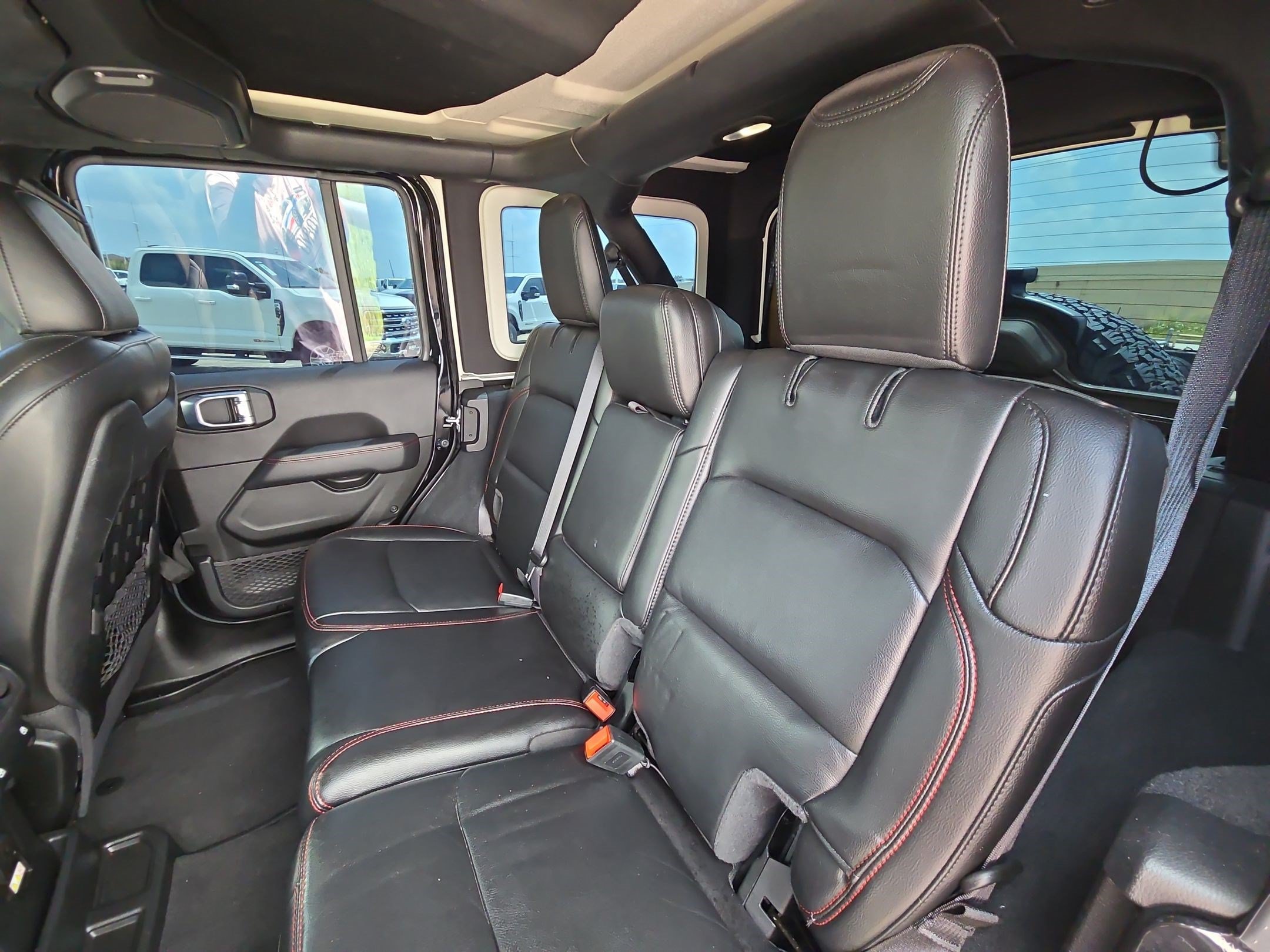 Used 2022 Black Clearcoat Jeep Unlimited Rubicon image 24