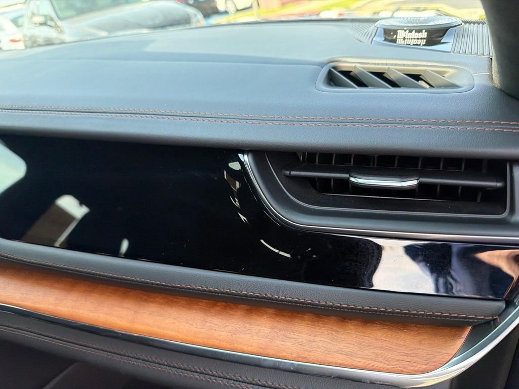 Used 2025 Black Jeep Summit Reserve image 18
