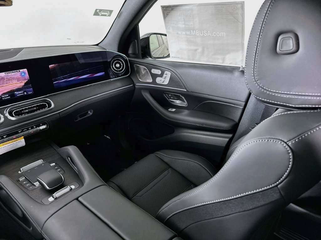 New 2027 Obsidian Black Metallic Mercedes-Benz  image 24