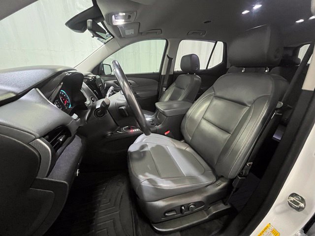 Used 2019 White Chevrolet Premier image 11