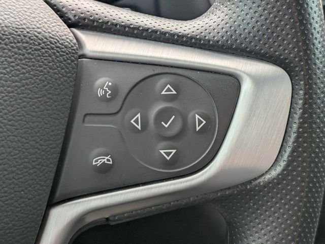 Used 2023 White GMC SLE image 25