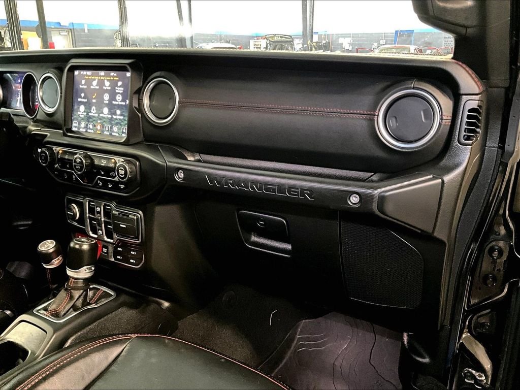 Used 2020 Black Clearcoat Jeep Unlimited Rubicon image 13