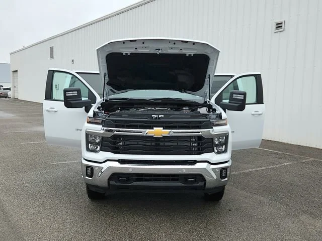 2026 Chevrolet Silverado 3500 HD LT - Photo 10