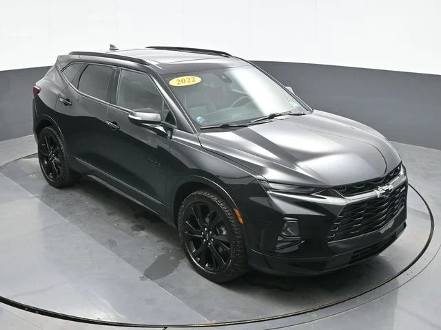 Used 2022 Black Chevrolet RS image 14
