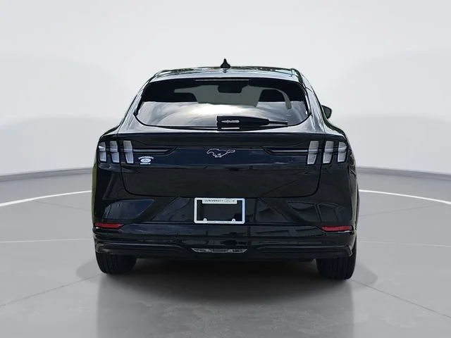 Used 2023 Black Ford Premium image 4