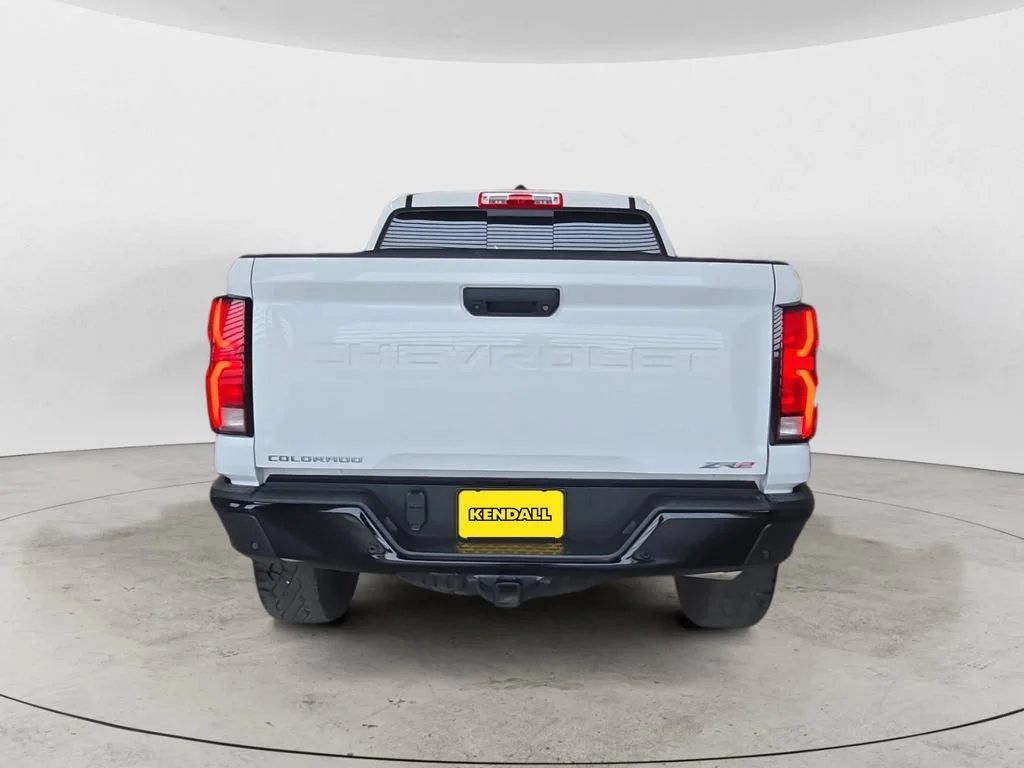 Used 2024 Summit White Chevrolet ZR2 image 6