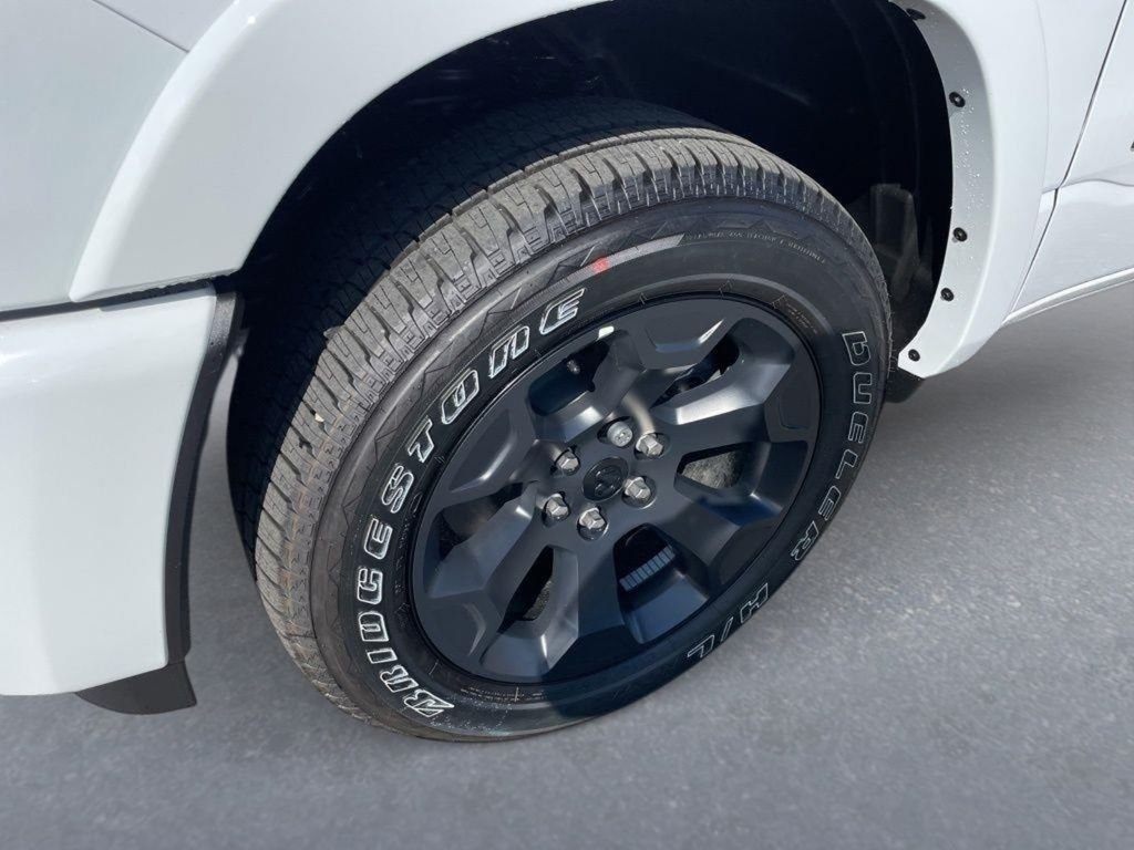 New 2026 Bright White Clear-Coat Exterior Paint RAM Big Horn/Lone Star image 9