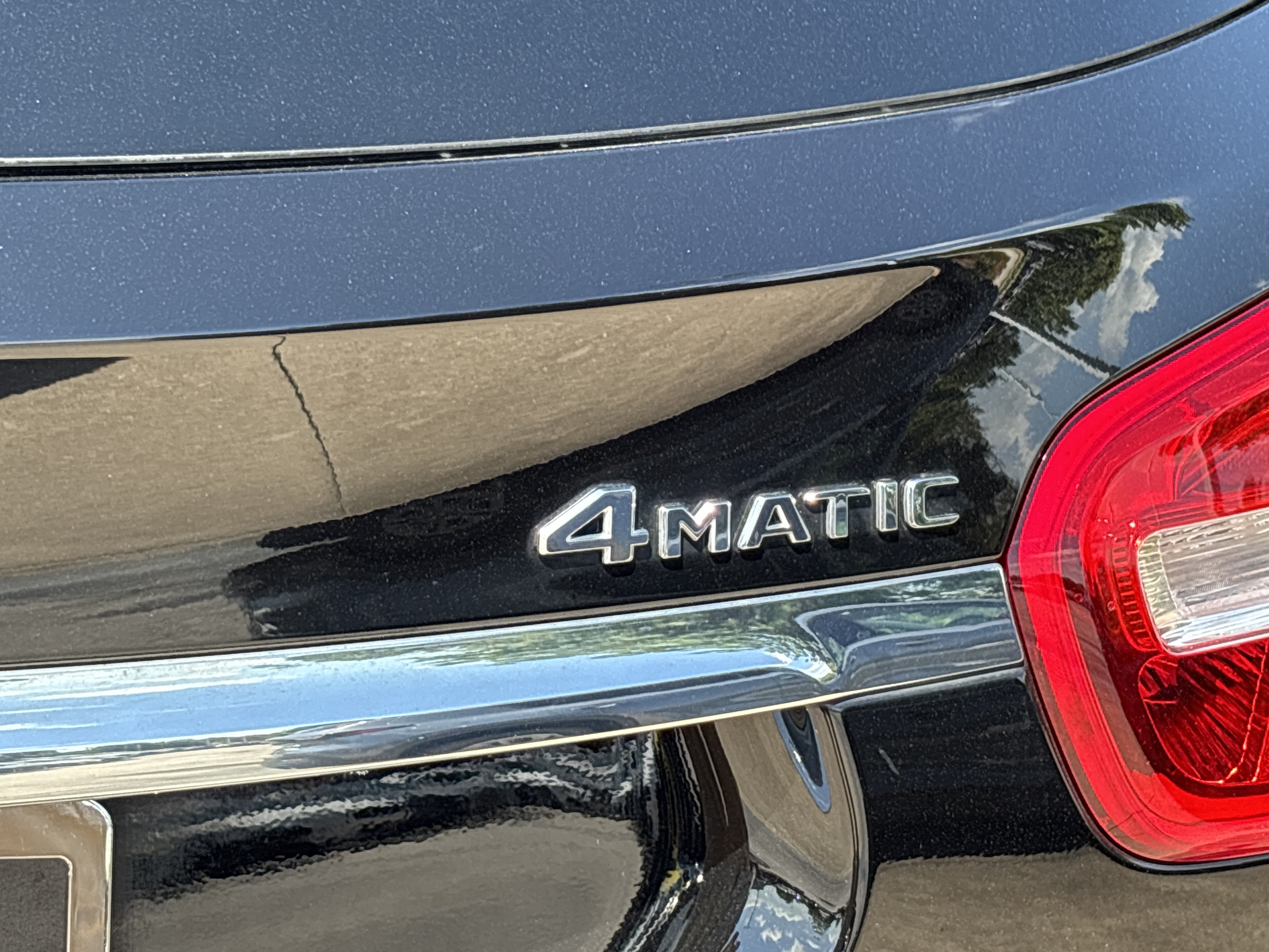Used 2019 Cosmos Black Metallic Mercedes-Benz GLA 250 4Matic image 7