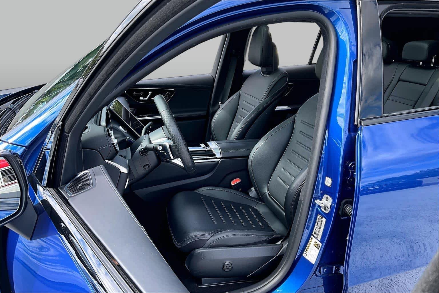 Used 2023 Starling Blue Metallic Mercedes-Benz GLC 300 image 8