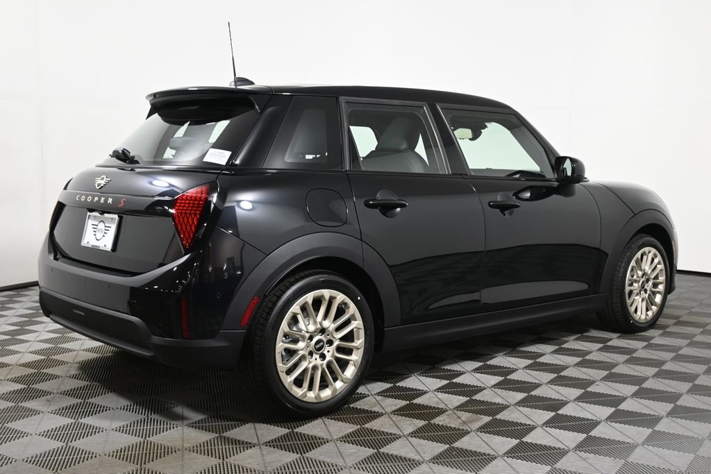 2026 MINI Hardtop 4 Door S - Photo 7