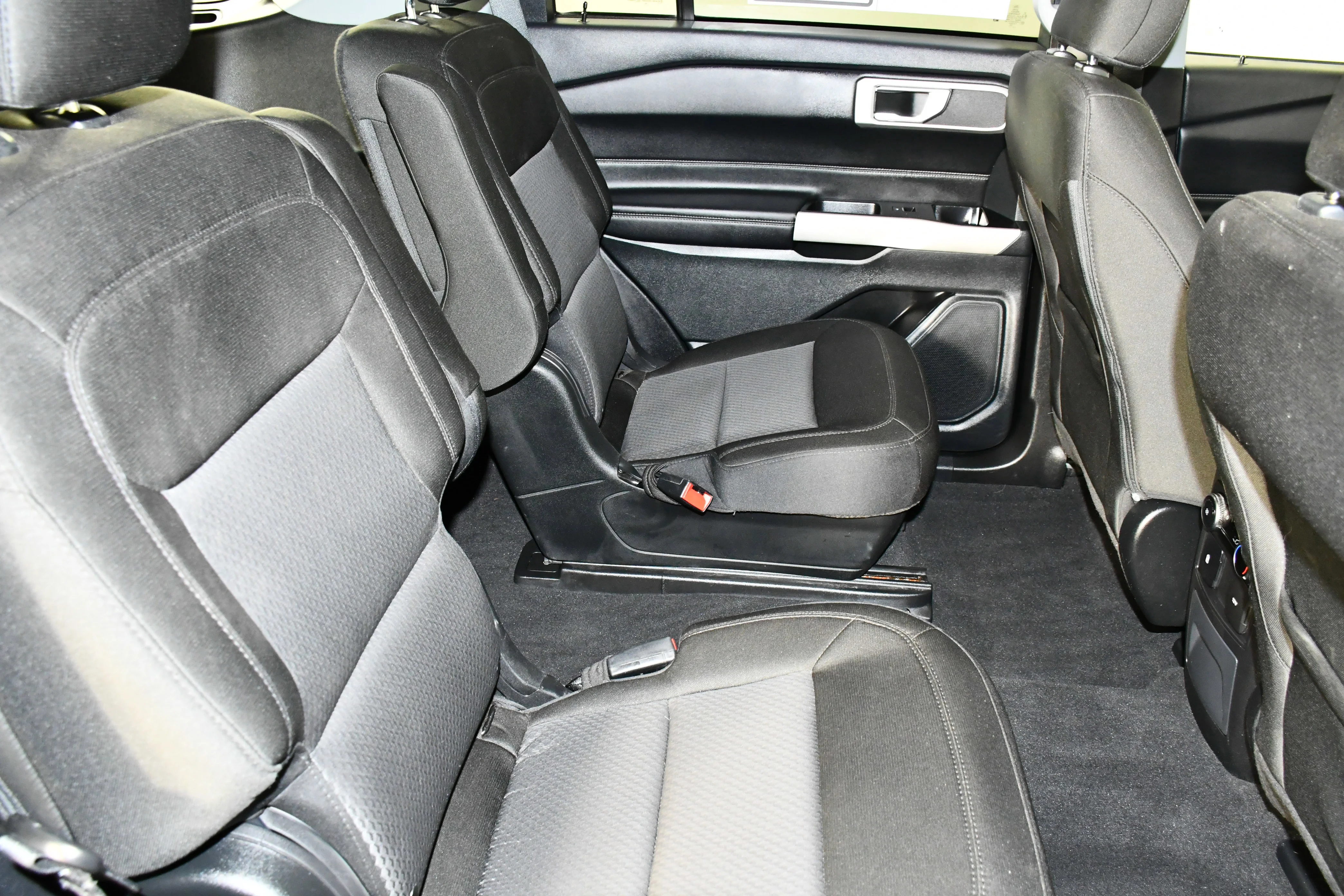 Used 2023 Silver Metallic Ford XLT image 44
