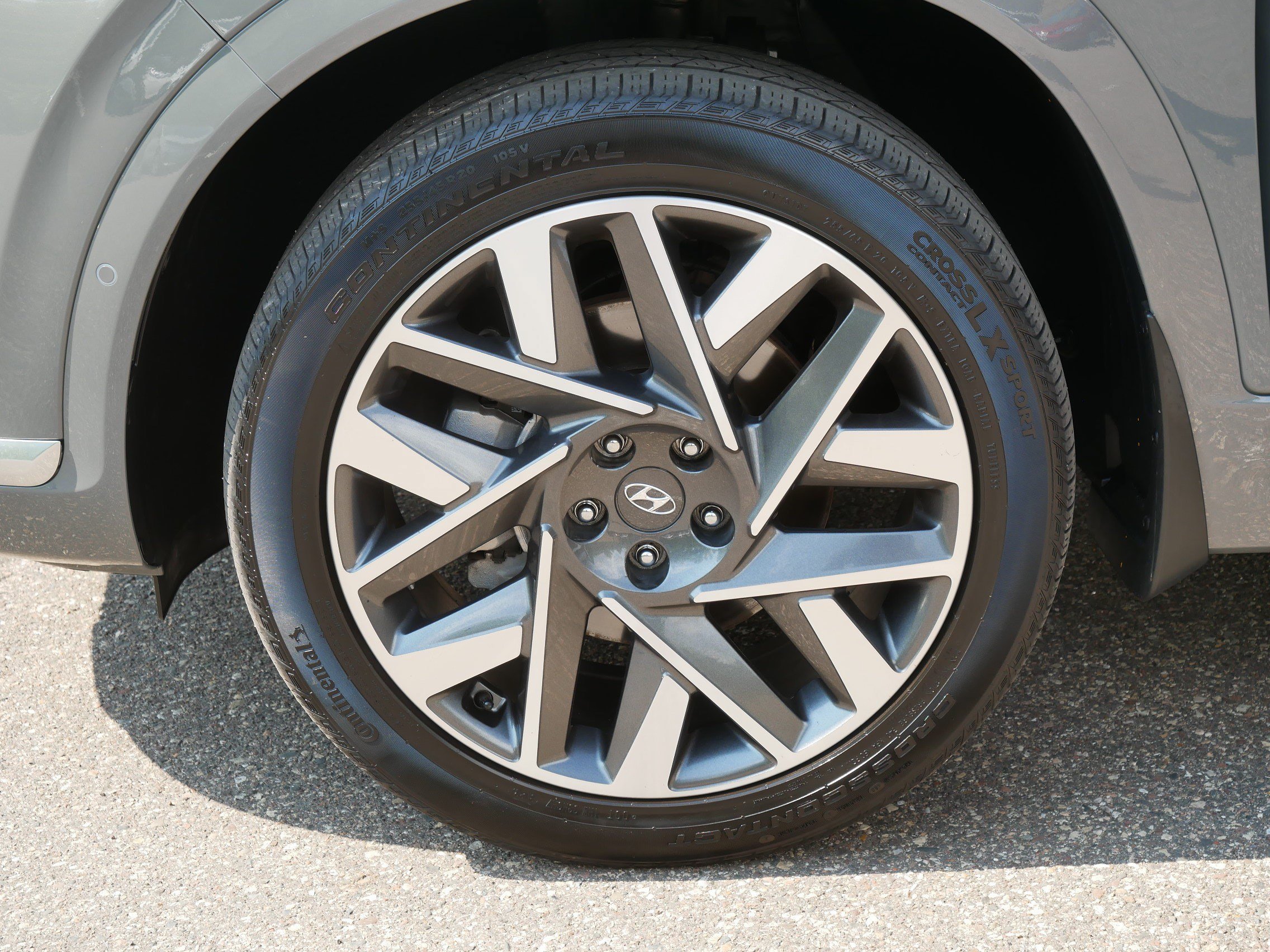 Used 2023 Hampton Gray Hyundai Calligraphy image 15