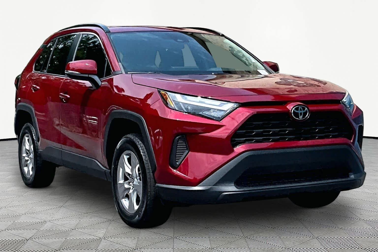 Certified Used 2023 Ruby Flare Pearl Toyota XLE image 3