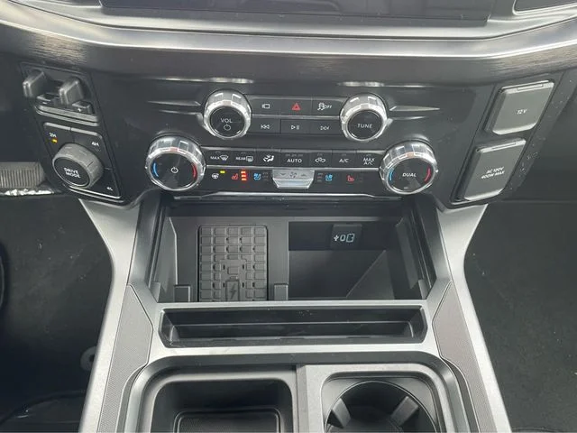New 2026 Gray Ford Lariat image 24