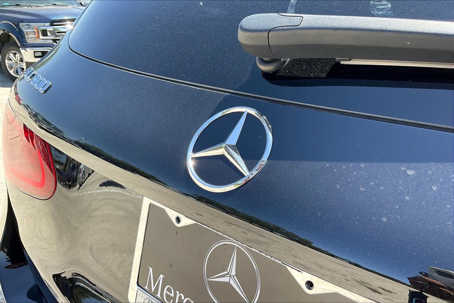 Certified Used 2022 Obsidian Black Metallic Mercedes-Benz GLC 300 image 31