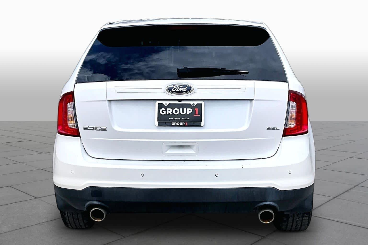 Used 2013 White Platinum Metallic Tri-Coat Ford SEL image 7