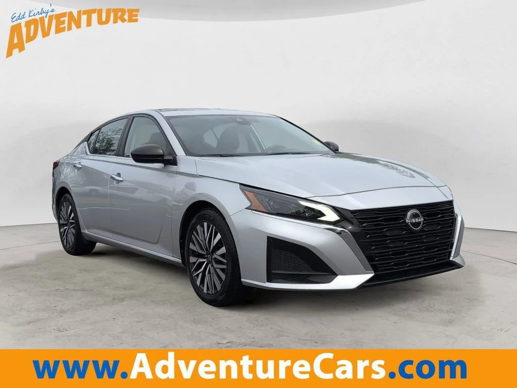 2024 Nissan Altima SV