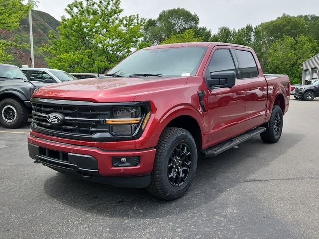 New 2026 Ruby Red Metallic Tinted Clearcoat Ford XLT image 5