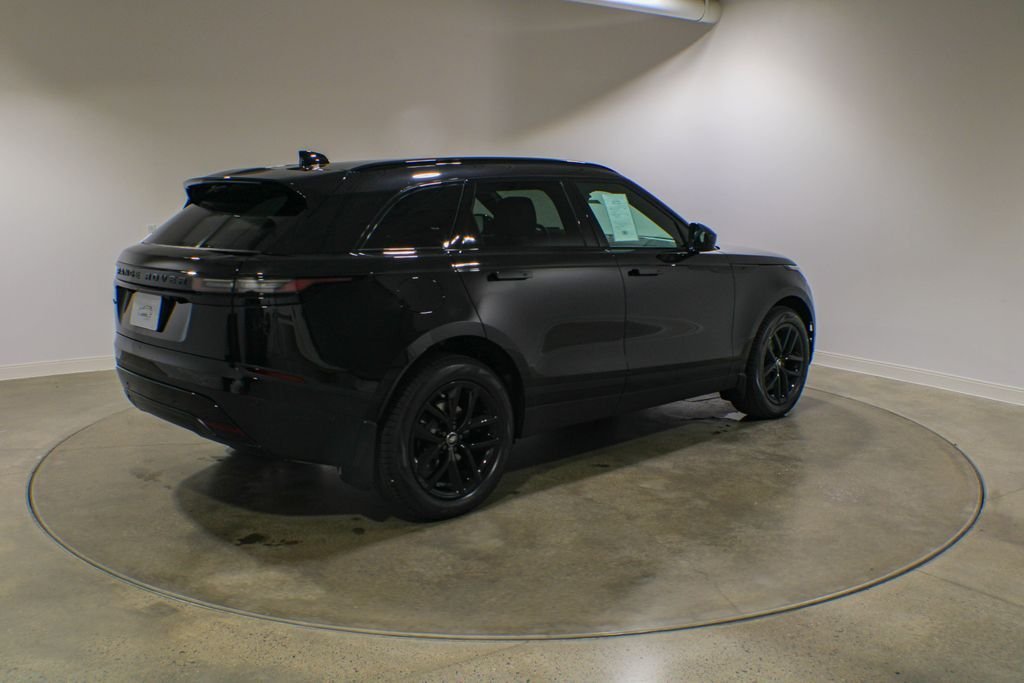 New 2026 Santorini Black LAND ROVER S image 6