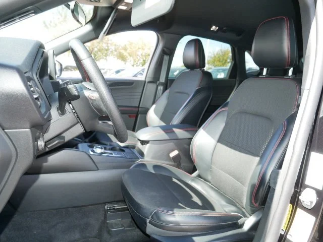 Used 2025 Black Metallic Ford ST-Line Select image 15