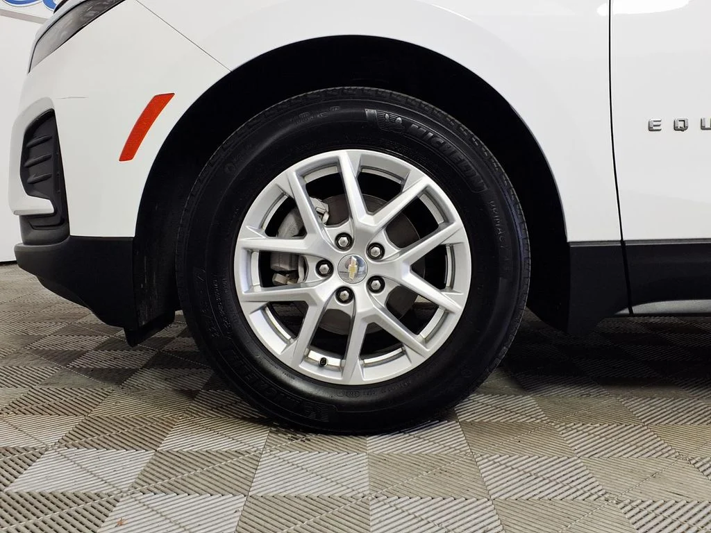 Used 2024 White Chevrolet LS image 7