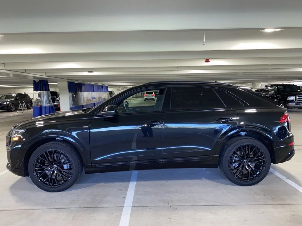 Used 2025  Audi 55 Premium Plus image 2