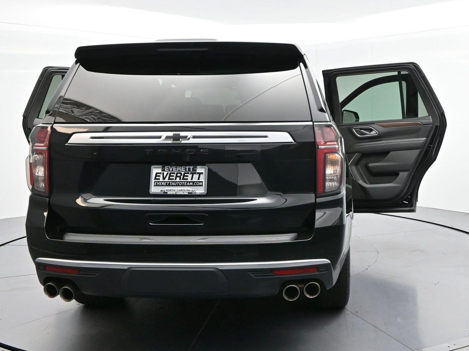 Used 2023 BLACK Chevrolet High Country image 43