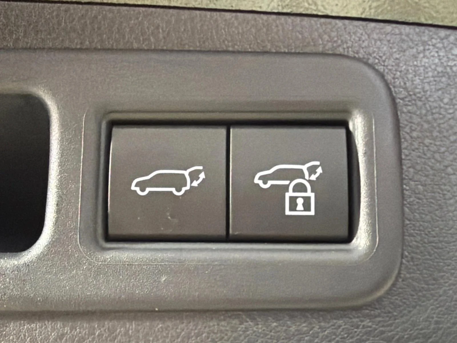 Used 2025 Gray Lexus RX 350 image 19