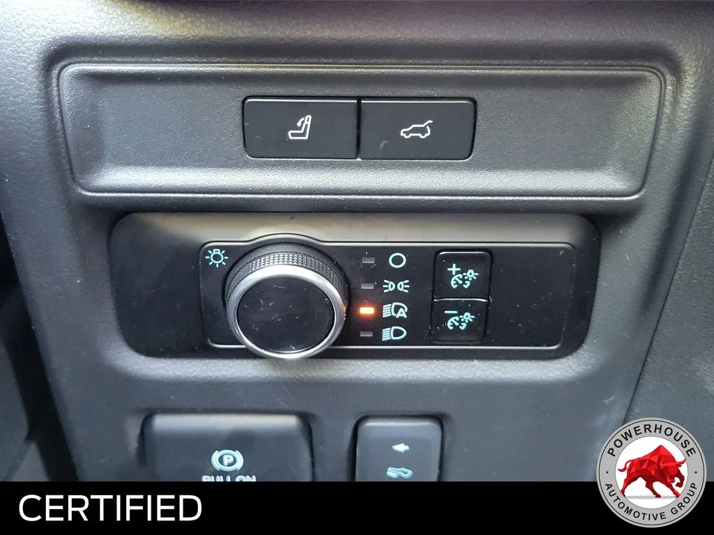 Used 2023 Silver Ford XLT image 30