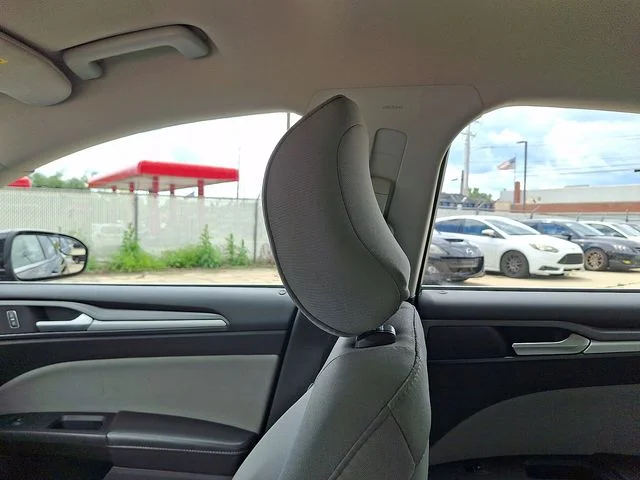 Used 2016 Black Ford S image 17