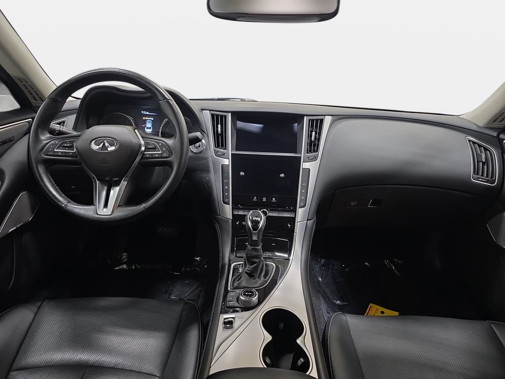Certified Used 2023 Majestic White INFINITI LUXE image 9